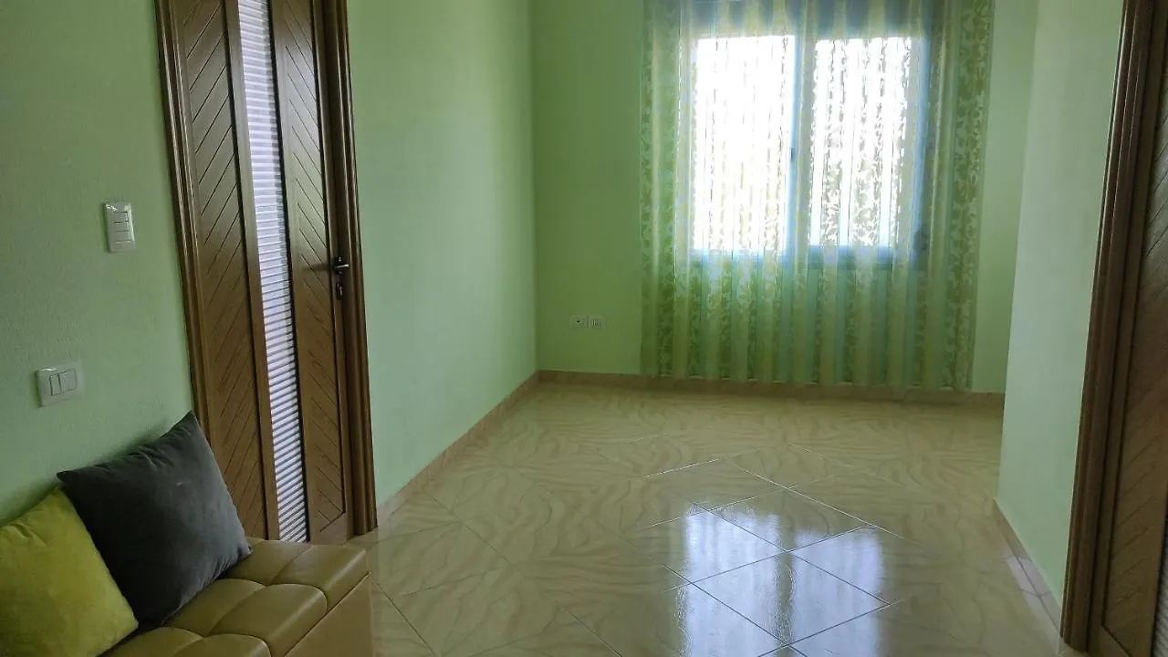 Guesthouse Isolde Влёра Албания