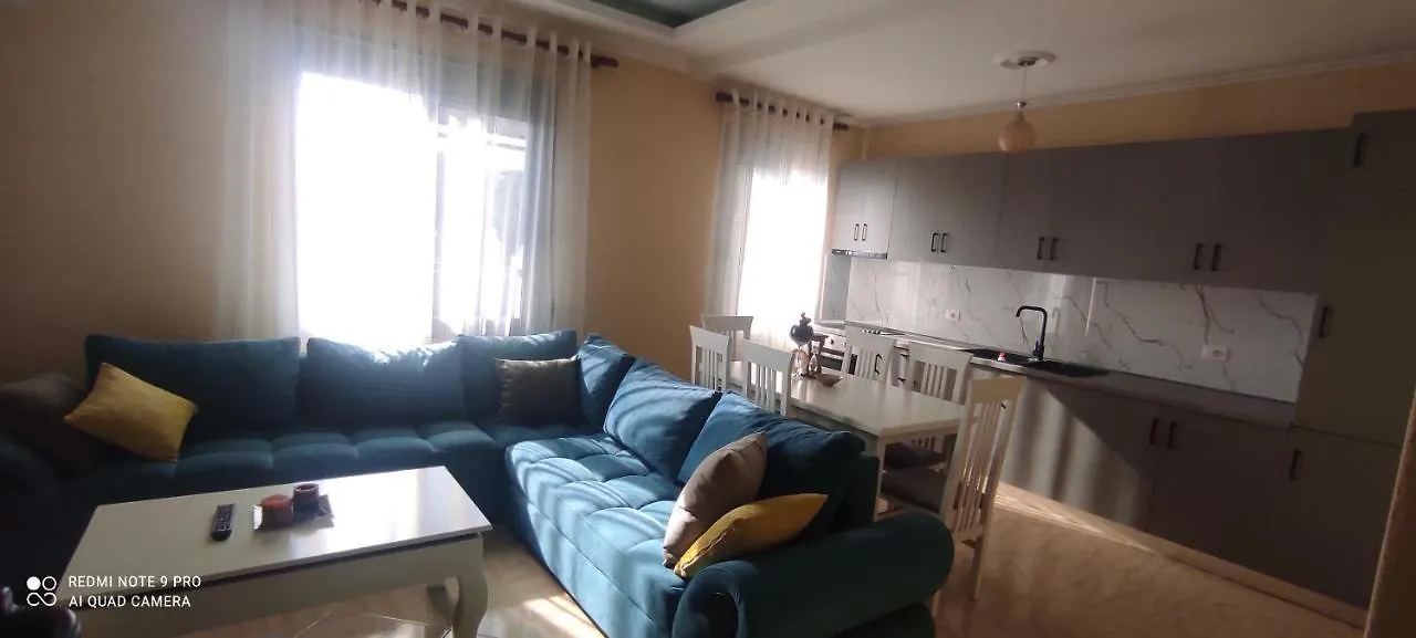 Guesthouse Isolde Влёра 0*,  Албания